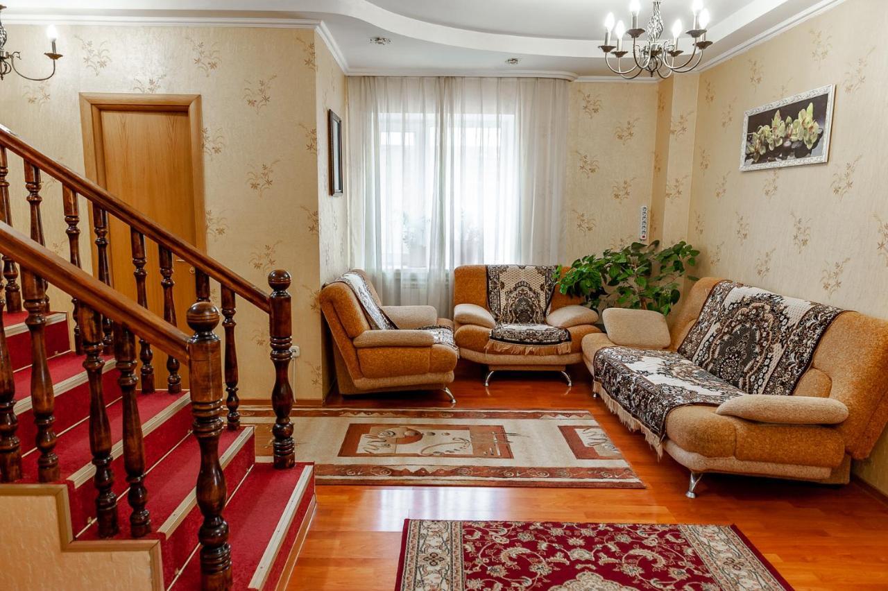 Hostel Astana ภายนอก รูปภาพ