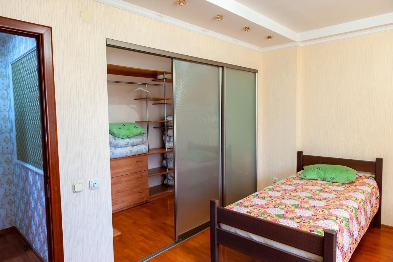 Hostel Astana ภายนอก รูปภาพ